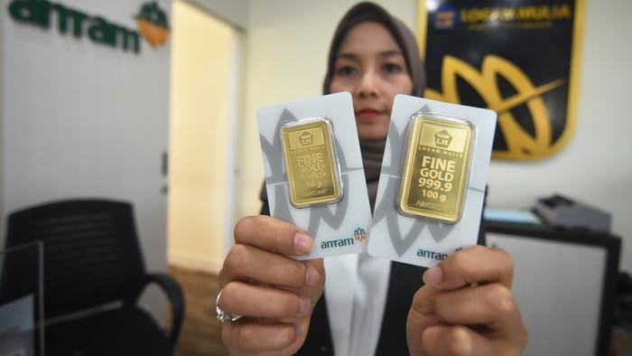 Emas Antam Sentuh Rp2,123 Juta per Gram