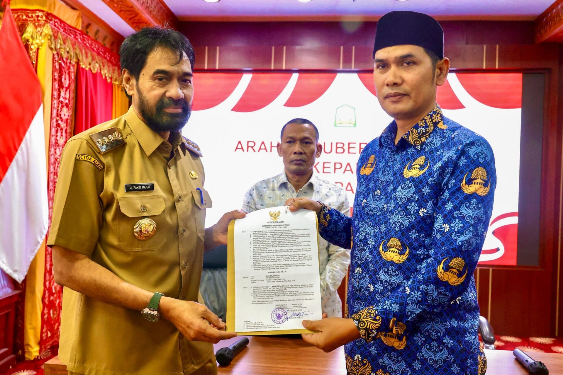 Mualem Lantik M Nasir Jadi Sekda Aceh Definitif Sore Ini