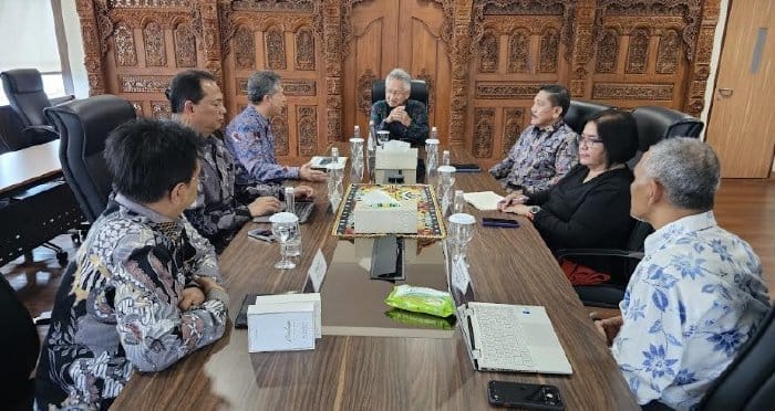 Bertemu Mendiktisaintek, Rektor USK Bahas Pengembangan Pendidikan Tinggi