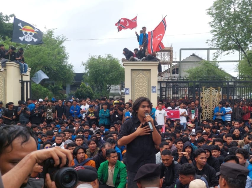 Ketua DPR Aceh Setuju Tuntutan, Usul Tambah Satu: Pisah dari Pusat