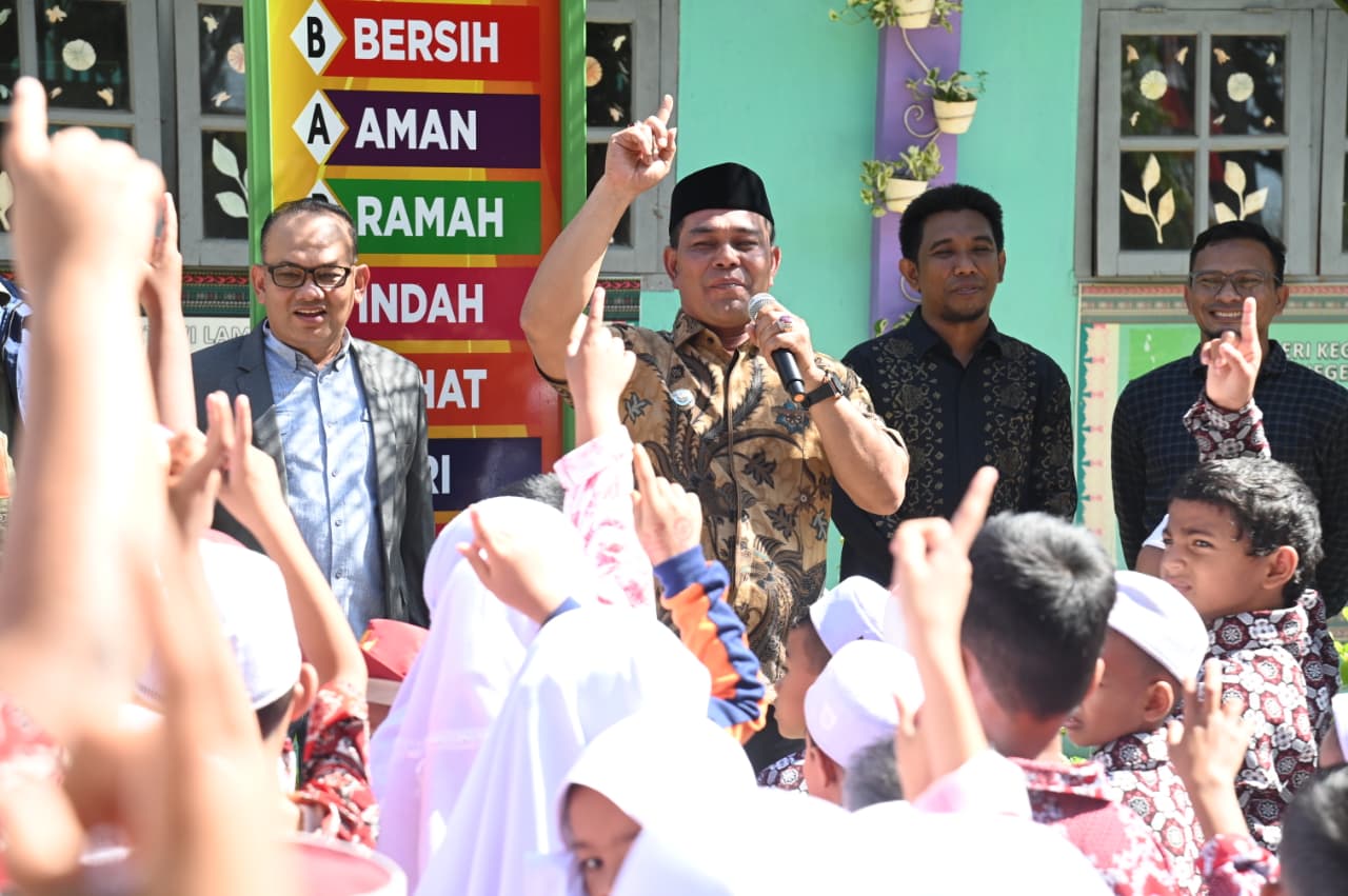 2d90dfa3-472e-4787-900c-86b787fb27f7 Bupati Aceh Besar Gencarkan Dukungan Pendidikan Lewat Kolaborasi dengan BRI