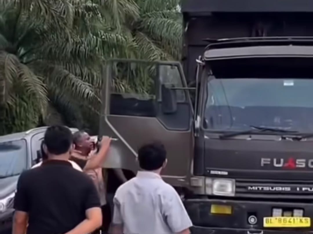 536f328d-4f6a-45d3-9f65-8eb465af6ccf Viral Razia Pelat BL, Pemprov Sumut Minta Maaf dan Jelaskan Maksud Sebenarnya