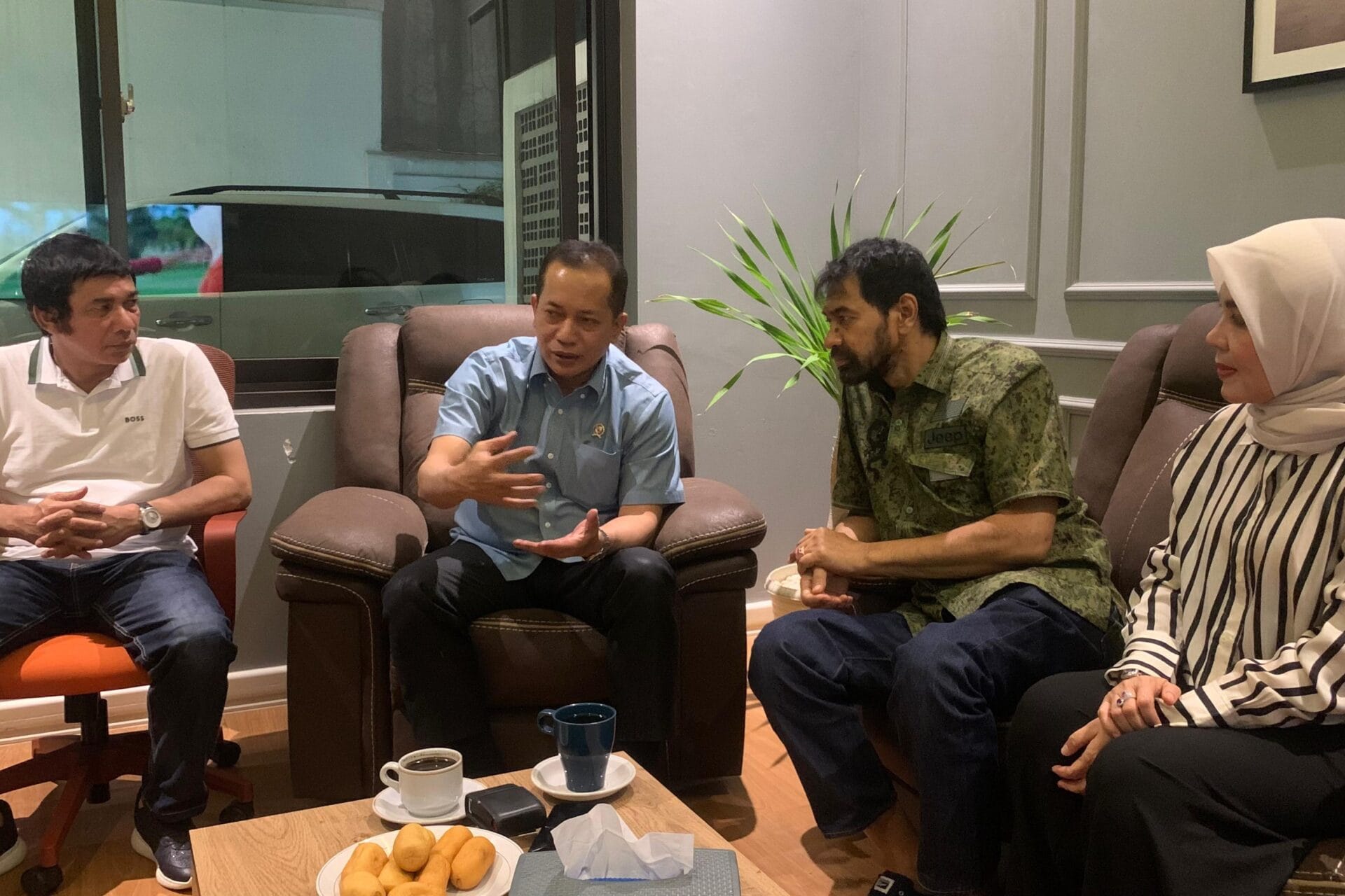 6abd0b22-9482-4a5f-a430-529ad8ac99c8 Gubernur Aceh Lobi Dukungan Pusat untuk Koperasi Daerah