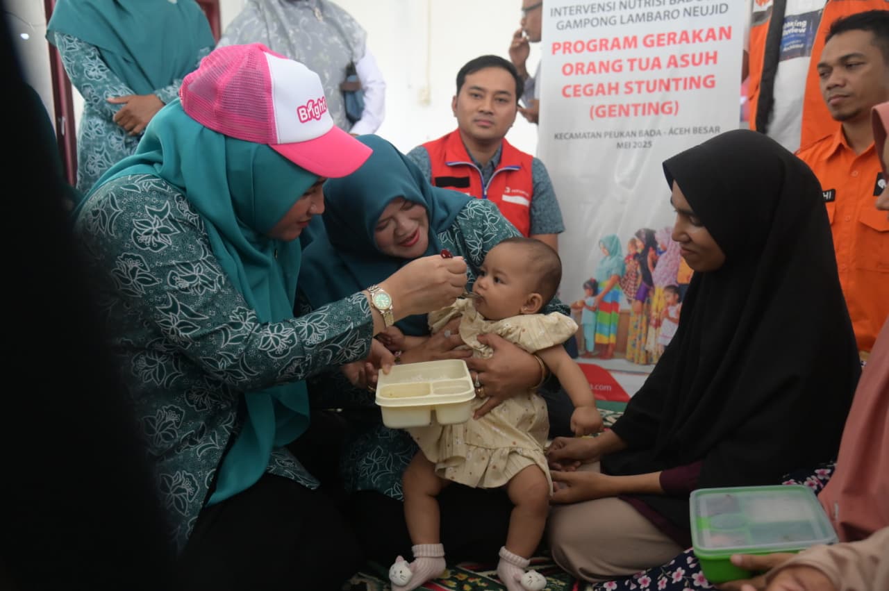 b35a3174-9404-437d-9e3b-774d8478c36b Ketua TP-PKK Aceh Turun ke Desa Bantu Cegah Stunting