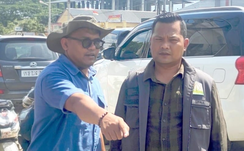 Teuku Syawal (kiri) bersama Nurdiansyah Alasta. FOTO/Dok. Ist.