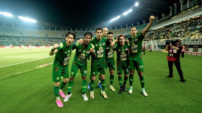 Persebaya Surabaya kalahkan PSM Makassar 1-0 di Stadion Gelora Bung Tomo, Surabaya. FOTO/Dok. Persebaya. Persebaya Surabaya kalahkan PSM Makassar 1-0 di Stadion Gelora Bung Tomo, Surabaya. FOTO/Dok. Persebaya.