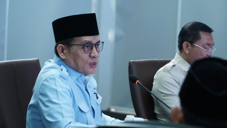 Wakil Menteri Agama Muhammad Syafi'i dalam Rapat Koordinasi Penyelarasan Data Penerima Manfaat MBG pada lingkup ibu hamil, ibu menyusui, balita, dan santri di Kantor Badan Gizi Nasional, Jakarta, Kamis (23/4/2026). Foto: Dok. Kemenag Wakil Menteri Agama Muhammad Syafi'i dalam Rapat Koordinasi Penyelarasan Data Penerima Manfaat MBG pada lingkup ibu hamil, ibu menyusui, balita, dan santri di Kantor Badan Gizi Nasional, Jakarta, Kamis (23/4/2026). Foto: Dok. Kemenag
