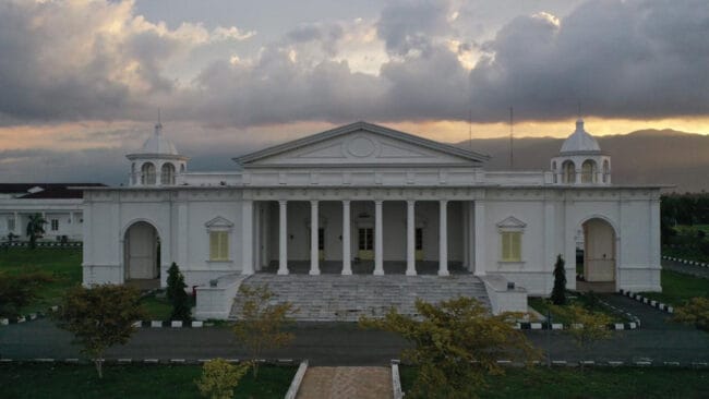 Keurukon Katibul Wali, Sekretariat Lembaga Wali Nanggroe Aceh. Foto: Net