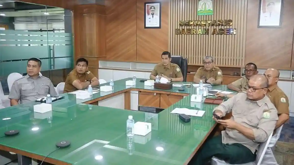 Sekda-Aceh-M-Nasir-di-dampingi-SKPA-terkait-memimpin-Rakor_2026