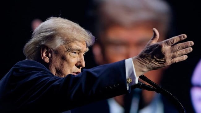 Foto: Profil Trump saat berpidato. (REUTERS/Evan Vucci)