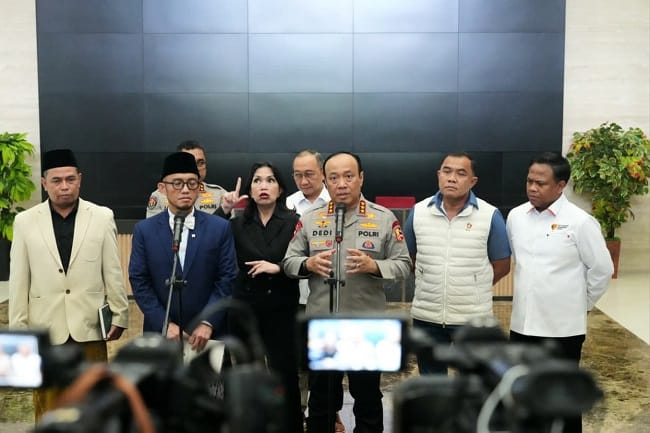 Hak cipta foto di atas dikembalikan sesungguhnya kepada pemilik foto