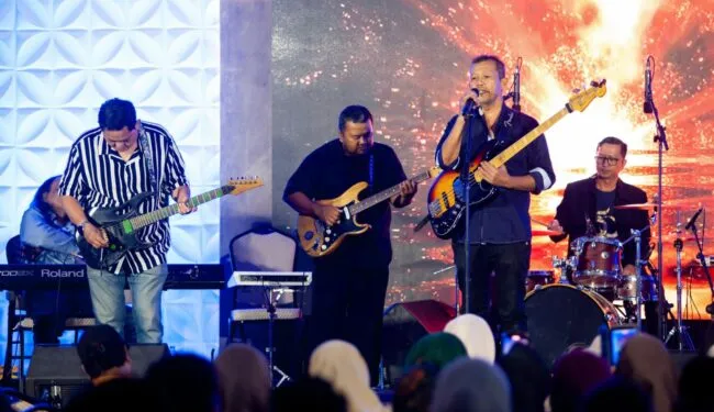 Hak cipta foto di atas dikembalikan sesungguhnya kepada pemilik foto
