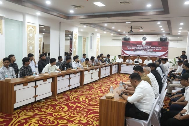 Pemerintah Aceh Gelar FGD dengan OKP dan Mahasiswa Terkait Pergub JKA