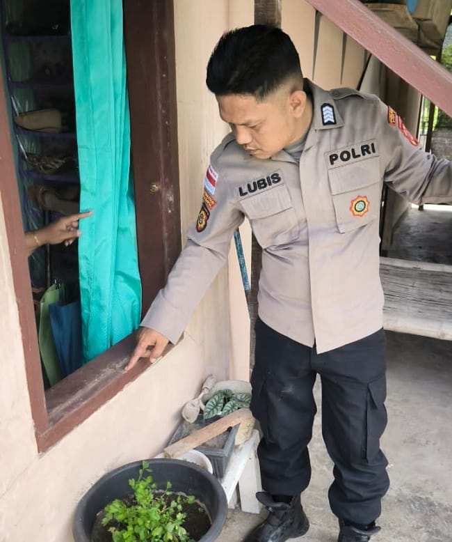 Hak cipta foto di atas dikembalikan sesungguhnya kepada pemilik foto