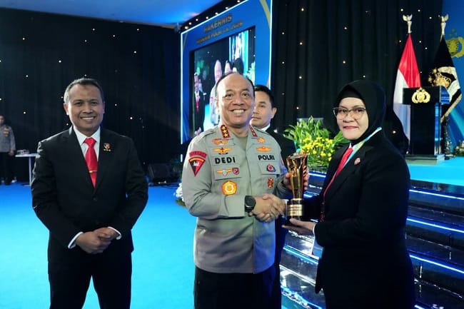 Wakapolri Komjen Dedi Prasetyo saat menutup Rapat Kerja Teknis (Rakernis) Reserse Kriminal Polri Tahun 2026 di Aula Awaloedin Djamin, Gedung Bareskrim Polri, Jakarta, Jumat (8/5/2026).(Dokumentasi Humas Polri.)