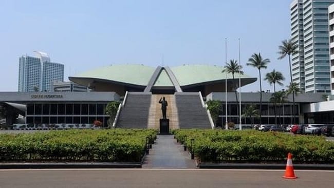 Ilustrasi gedung MPR (Foto: Shutterstock) Ilustrasi gedung MPR (Foto: Shutterstock)