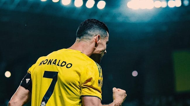 Cristiano Ronaldo sudah 970 gol. (Foto: Getty Images/Abdullah Ahmed) Cristiano Ronaldo sudah 970 gol. (Foto: Getty Images/Abdullah Ahmed)