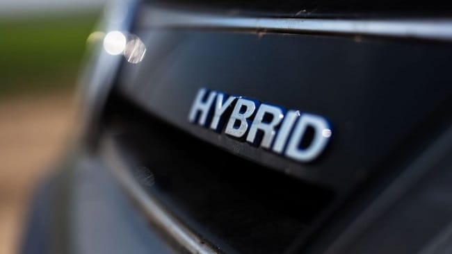 Ilustrasi mobil hybrid. Foto: Doc. ACEA