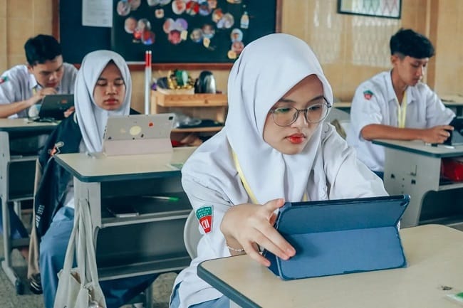 ilustrasi siswa SMA Khadijah Surabaya(dok. SMA Khadijah Surabaya) ilustrasi siswa SMA Khadijah Surabaya(dok. SMA Khadijah Surabaya)