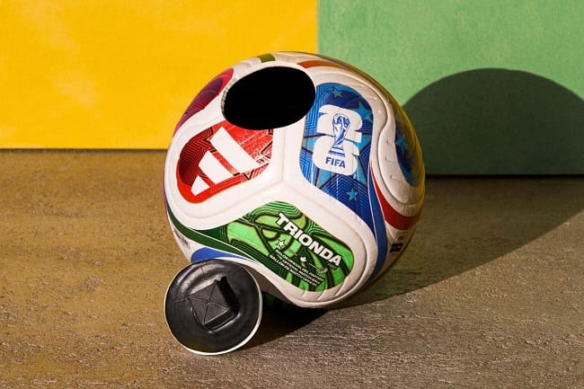 Penampakan chip di dalam bola resmi Piala Dunia 2026, trionda.(Adidas.)