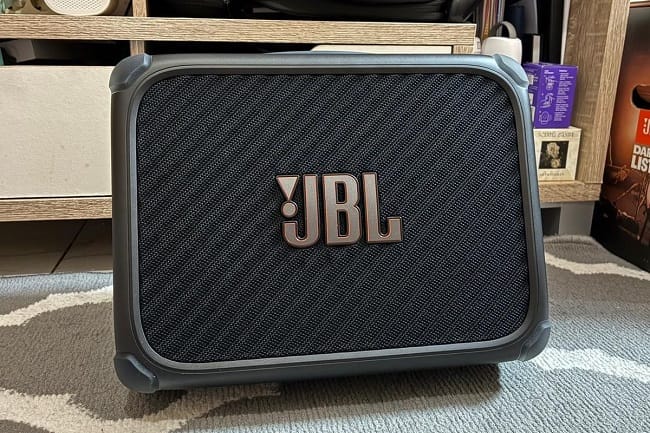Speaker Beluetooth JBL BandBox Trio.(Kompas.com/BILL CLINTEN)