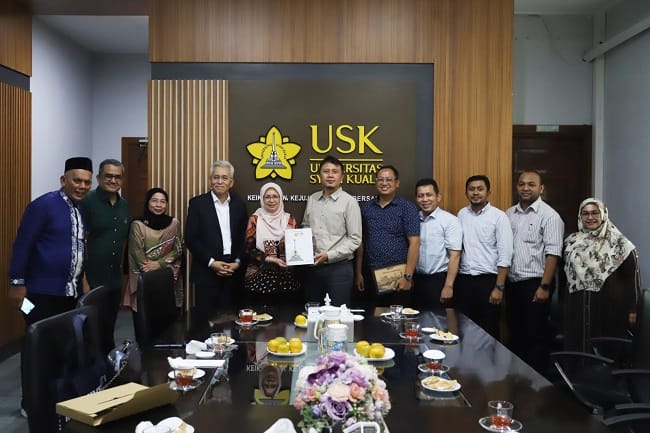 Ⓒ Hak cipta foto di atas dikembalikan sesungguhnya kepada pemilik foto Ⓒ Hak cipta foto di atas dikembalikan sesungguhnya kepada pemilik foto