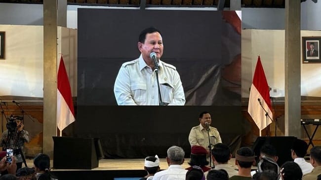Prabowo Subianto di Sekolah Rakyat Menengah Pertama (SRMP) 17, Tabanan, Bali (Eva Savitri/detikcom)