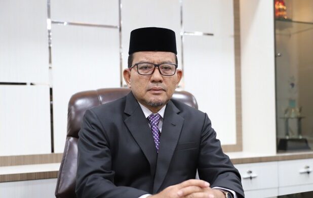 Kakanwil Kemenag Provinsi Aceh, Azhari. Foto: Dok. Kanwil Aceh