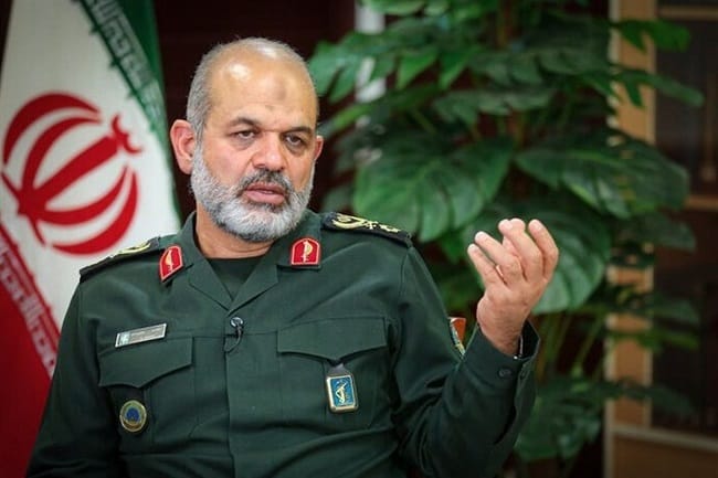 Ahmad Vahidi ditunjuk jadi komandan baru IRGC, menggantikan Mohammad Pakpour yang tewas akibat serangan AS-Israel. Ahmad Vahidi ditunjuk jadi komandan baru IRGC, menggantikan Mohammad Pakpour yang tewas akibat serangan AS-Israel.