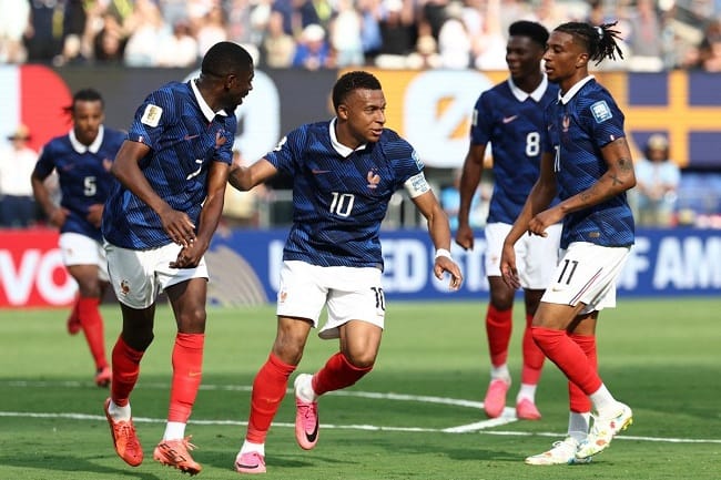 Penyerang timnas Perancis Kylian Mbappe merayakan gol pertama timnya pada laga babak 32 besar Piala Dunia 2026 antara Perancis dan Swedia di Stadion New York/New Jersey di East Rutherford pada 30 Juni 2026.(AFP/FRANCK FIFE) Penyerang timnas Perancis Kylian Mbappe merayakan gol pertama timnya pada laga babak 32 besar Piala Dunia 2026 antara Perancis dan Swedia di Stadion New York/New Jersey di East Rutherford pada 30 Juni 2026.(AFP/FRANCK FIFE)