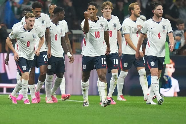 Jude Bellingham dari timnas Inggris merayakan gol pada laga babak 16 besar antara Meksiko dan Inggris di Piala Dunia FIFA 2026 di Stadion Kota Meksiko, Meksiko, 5 Juli 2026.(XinHua/Martin Zabala) Jude Bellingham dari timnas Inggris merayakan gol pada laga babak 16 besar antara Meksiko dan Inggris di Piala Dunia FIFA 2026 di Stadion Kota Meksiko, Meksiko, 5 Juli 2026.(XinHua/Martin Zabala)