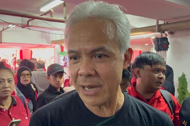 Ketua DPP PDI-P Ganjar Pranowo saat ditemui di kantor DPP PDI-P, Jakarta, Minggu (26/7/2026). (KOMPAS.com/ADHYASTA DIRGANTARA)