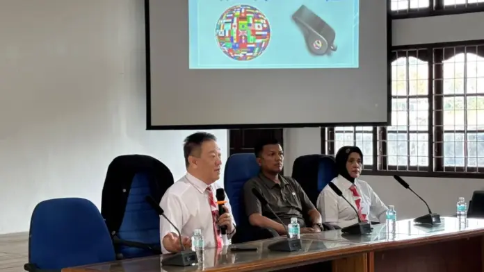 Ⓒ Hak cipta foto di atas dikembalikan sesungguhnya kepada pemilik foto Ⓒ Hak cipta foto di atas dikembalikan sesungguhnya kepada pemilik foto