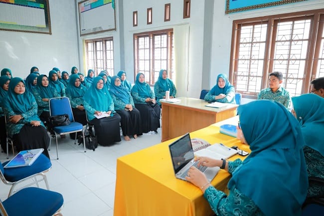 Suasana rapat rutin TP PKK Aceh Besar yang membahas evaluasi program kerja, penguatan koordinasi, dan pelaksanaan 10 Program Pokok PKK di Gedung Sekretariat PKK Aceh Besar, Indrapuri, Rabu (10/6/2026). FOTO/ MC ACEH BESAR