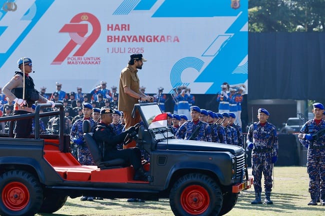 Di hari Hari Bhayangkara ke-80 Mualem mengapresiasi dedikasi Polri dalam menjaga keamanan dan ketertiban,” kata Mualem melalui Juru Bicara Pemerintah Aceh, Dr Nurlis Effendi, di Banda Aceh, Rabu (1/7/2026).