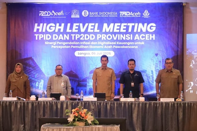 Sekda Aceh Dorong Sinergi Pengendalian Inflasi dan Percepatan Digitalisasi Daerah Sekda Aceh Dorong Sinergi Pengendalian Inflasi dan Percepatan Digitalisasi Daerah