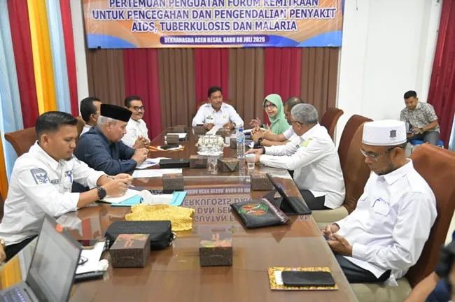 Wakil Bupati Aceh Besar Drs H Syukri A Jalil pimpin Pertemuan Forum Kemitraan PP ATM Kabupaten Aceh Besar di Gedung Dekranasda, Gampong Gani, Kecamatan Ingin Jaya, Rabu (08/07/2026). FOTO/MC ACEH BESAR Wakil Bupati Aceh Besar Drs H Syukri A Jalil pimpin Pertemuan Forum Kemitraan PP ATM Kabupaten Aceh Besar di Gedung Dekranasda, Gampong Gani, Kecamatan Ingin Jaya, Rabu (08/07/2026). FOTO/MC ACEH BESAR