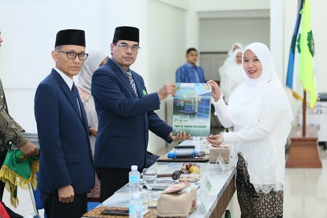 PENGUKUHAN GURU PROFESIONAL -UIN Ar-Raniry mengukuhkan 1.488 guru profesional Program Pendidikan Profesi Guru (PPG) dalam Jabatan Batch 4 Tahun 2025 yang diselenggarakan Fakultas Tarbiyah dan Keguruan (FTK), Sabtu (11/7/2026). PENGUKUHAN GURU PROFESIONAL -UIN Ar-Raniry mengukuhkan 1.488 guru profesional Program Pendidikan Profesi Guru (PPG) dalam Jabatan Batch 4 Tahun 2025 yang diselenggarakan Fakultas Tarbiyah dan Keguruan (FTK), Sabtu (11/7/2026).