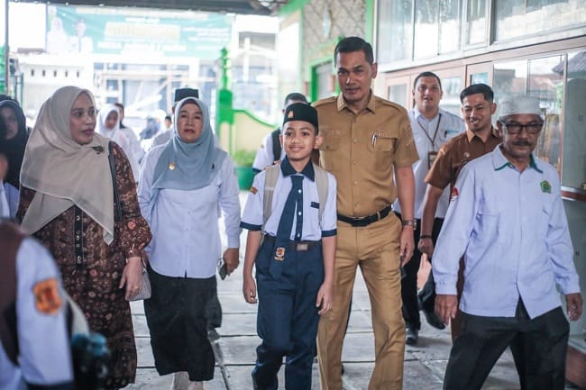 Sekda Aceh Dorong Penguatan Peran Ayah dalam Mendukung Pendidikan Anak. (Ist)