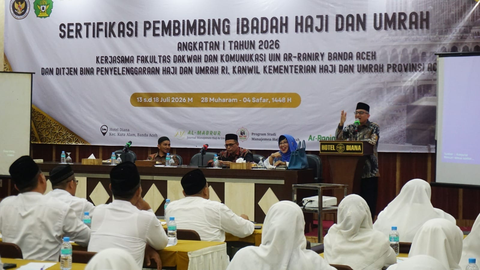 Ⓒ Hak cipta foto di atas dikembalikan sesungguhnya kepada pemilik foto Ⓒ Hak cipta foto di atas dikembalikan sesungguhnya kepada pemilik foto