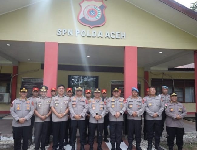TINJAU SPN – Kapolda Aceh, Irjen Pol Ruddi Setiawan, meninjau kesiapan SPN Polda Aceh di Aceh Besar, Rabu (15/7/2026). TINJAU SPN – Kapolda Aceh, Irjen Pol Ruddi Setiawan, meninjau kesiapan SPN Polda Aceh di Aceh Besar, Rabu (15/7/2026).