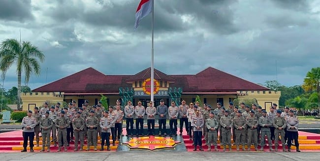 Asisten Utama Operasi (Astamaops) Kapolri Komjen Pol Mohammad Fadil Imran kunjungi sejumlah wilayah operasi di Tanah Papua. Foto: Satgas Humas Damai Cartenz-2026 Asisten Utama Operasi (Astamaops) Kapolri Komjen Pol Mohammad Fadil Imran kunjungi sejumlah wilayah operasi di Tanah Papua. Foto: Satgas Humas Damai Cartenz-2026