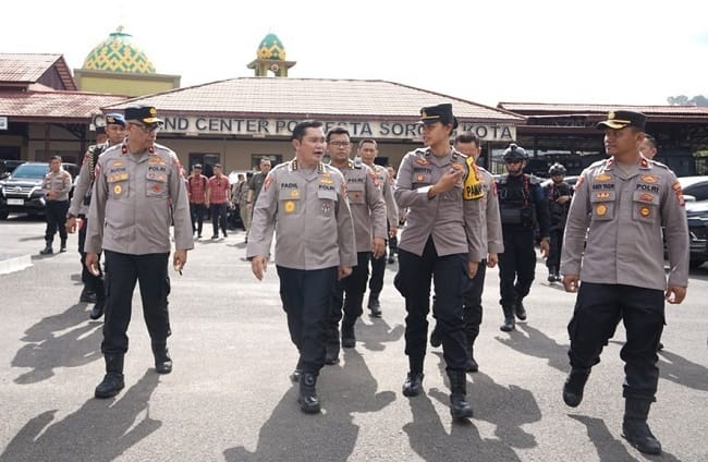 Ⓒ Hak cipta foto di atas dikembalikan sesungguhnya kepada pemilik foto