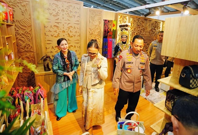 Kapolri Jenderal Polisi Listyo Sigit Prabowo menghadiri Bazar Kreasi Bhayangkari Nusantara 2026 di Jakarta Convention Center (JCC), Senayan, Rabu (22/7/2026). Foto: Polri