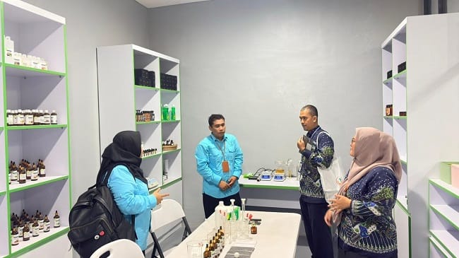 Kegiatan pendampingan intensif bagi pelaku usaha di Kabupaten Aceh Besar, Jumat (24/4/2026).
