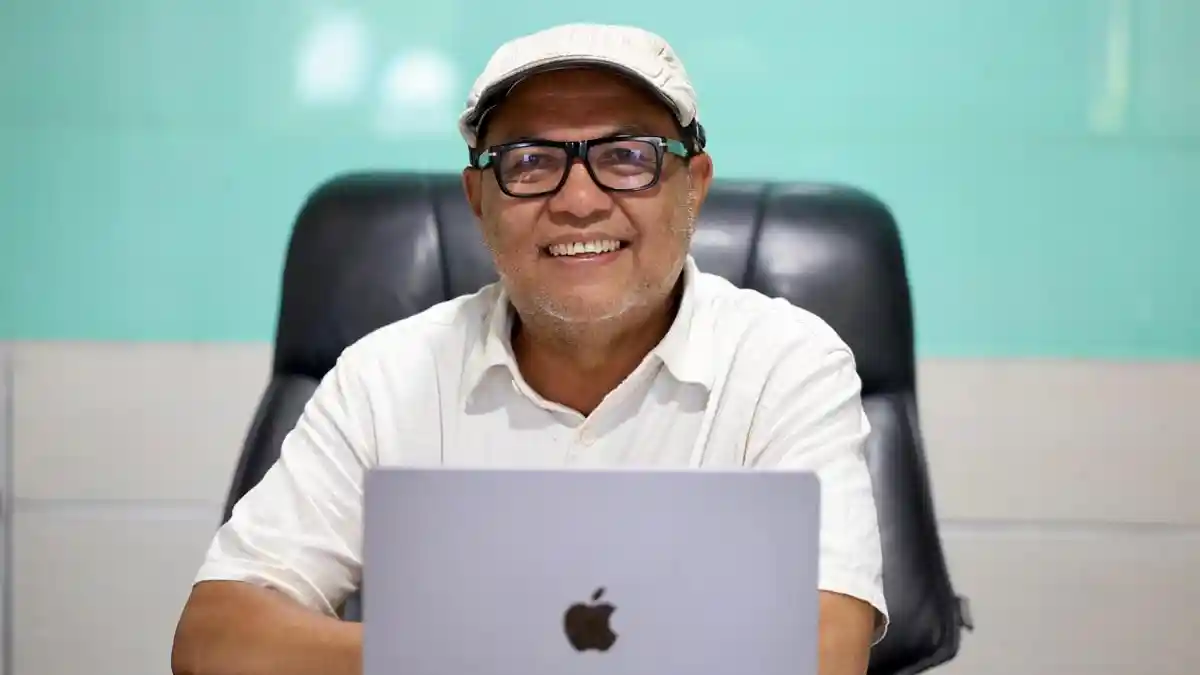 PEMERINTAHAN BERJALAN BAIK – Juru Bicara Pemerintah Aceh, Nurlis Effendi, menegaskan kepemimpinan Mualem-Dek Fadh berjalan baik dan sesuai dengan ketentuan perundang-undangan, Sabtu (22/8/2026). PEMERINTAHAN BERJALAN BAIK – Juru Bicara Pemerintah Aceh, Nurlis Effendi, menegaskan kepemimpinan Mualem-Dek Fadh berjalan baik dan sesuai dengan ketentuan perundang-undangan, Sabtu (22/8/2026).