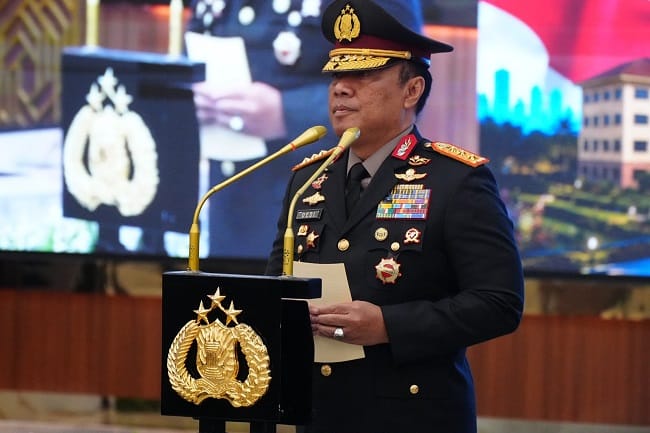 Wakapolri Komjen Pol Dedi Prasetyo saat menyampaikan arahan dalam kegiatan kepolisian (Foto: Dokumentasi/Humas Polri) Wakapolri Komjen Pol Dedi Prasetyo saat menyampaikan arahan dalam kegiatan kepolisian (Foto: Dokumentasi/Humas Polri)