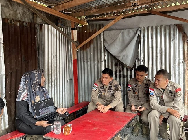 Personel Satgas Operasi Damai Cartenz-2026 mengikuti edukasi pencegahan tumor dan kanker yang disampaikan narasumber dari Yayasan Binaan Kanker Nusantara di Puncak Jaya, Kamis (6/8/2026). Personel Satgas Operasi Damai Cartenz-2026 mengikuti edukasi pencegahan tumor dan kanker yang disampaikan narasumber dari Yayasan Binaan Kanker Nusantara di Puncak Jaya, Kamis (6/8/2026).