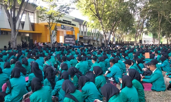 Ⓒ Hak cipta foto di atas dikembalikan sesungguhnya kepada pemilik foto Ⓒ Hak cipta foto di atas dikembalikan sesungguhnya kepada pemilik foto