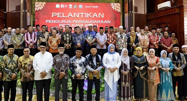 Wakil Gubernur Aceh, Fadhlullah (Dek Fadh), menghadiri acara pelantikan Pengurus Persaudaraan Pidie Raya (PIRA) Periode 2026-2029 (Foto: Humas Pemprov Aceh)